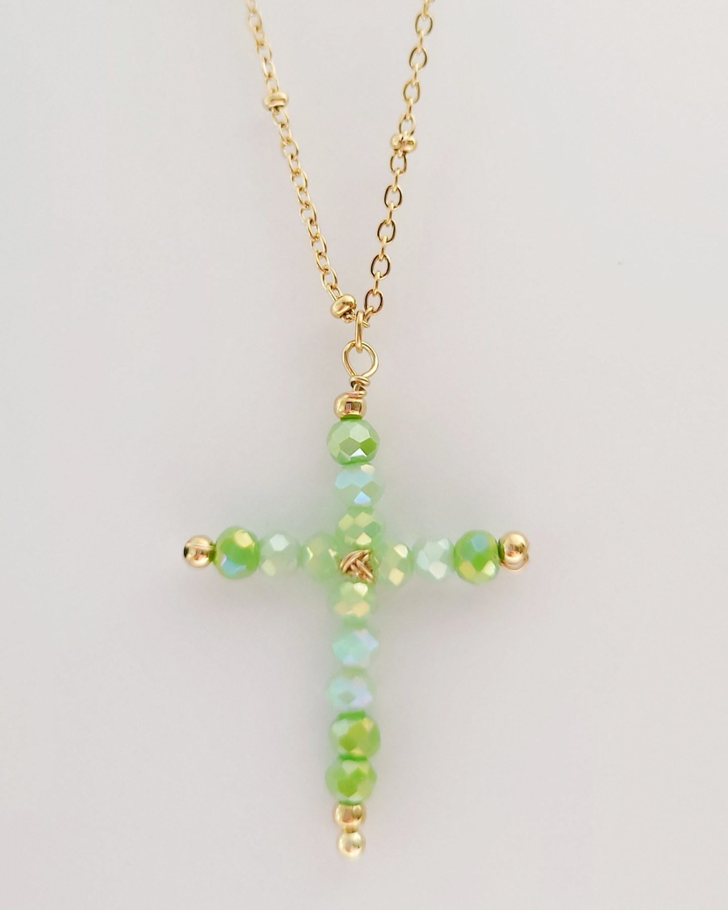 COLGANTE THEIA PIEDRAS VERDES