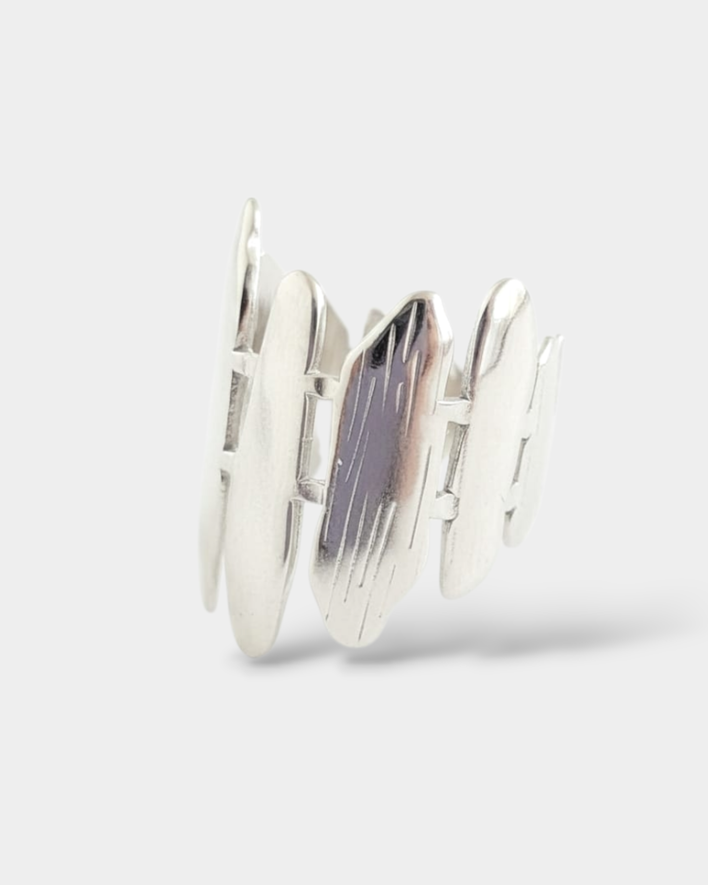 ANILLO MENHIR